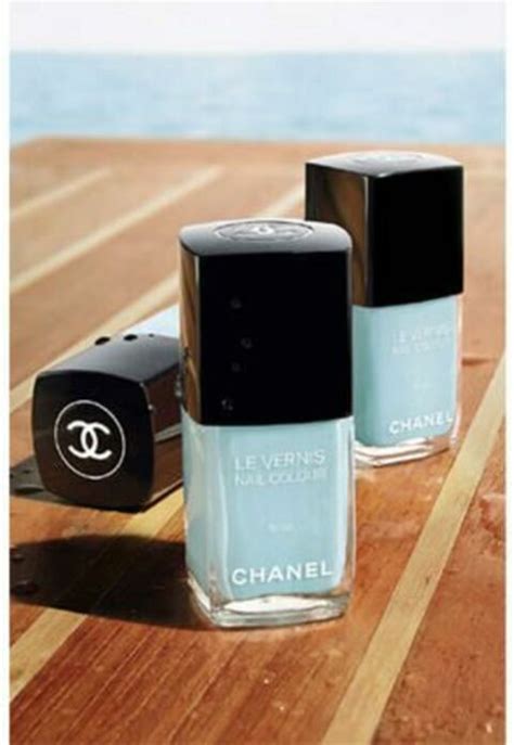 chanel le vernis riva